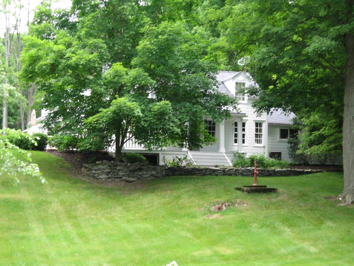 Private Setting On Country Farm Near Rhinebeck Bed & Breakfast Clinton Corners Exterior photo